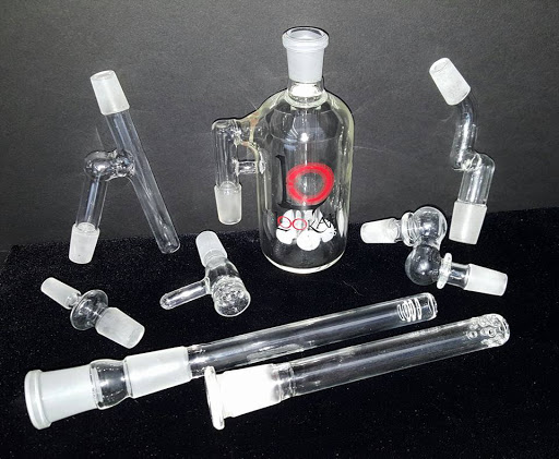 Tobacco Shop «the Smoke and Glass Shop», reviews and photos, 1746 E Joppa Rd, Parkville, MD 21234, USA