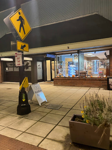 Optician «Woodlawn Optical of Bothell», reviews and photos, 10116 Main St, Bothell, WA 98011, USA