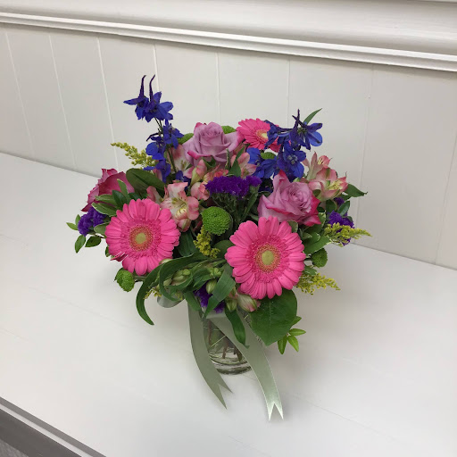 Florist «LaVassar Florists», reviews and photos, 7530 20th Ave NE, Seattle, WA 98115, USA