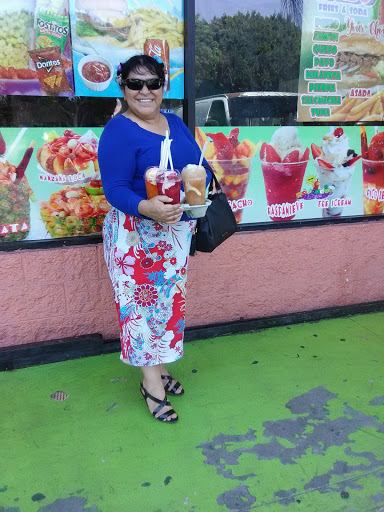 Royal Pet Center, 3588 Martin Luther King Jr Blvd, Lynwood, CA 90262, USA, 