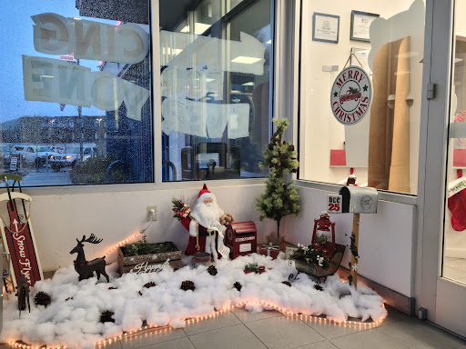 Car Dealer «Bickmore Auto Sales», reviews and photos, 2020 E Powell Blvd, Gresham, OR 97080, USA