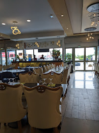 Atmosphère du Restaurant indien RESTAURANT FORMULE À VOLONTÉ KASHMIR PALACE GONESSE - n°10