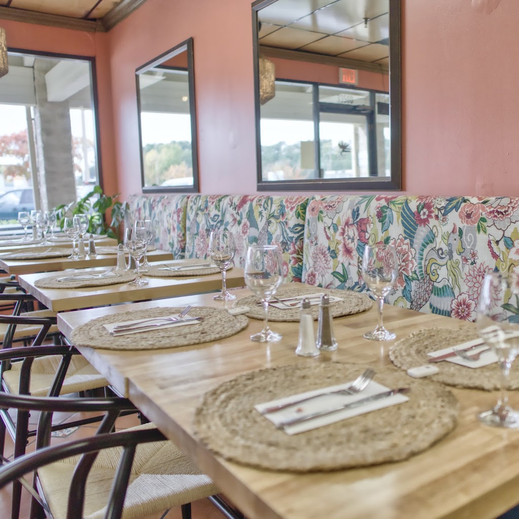 Belle & Lily's Caribbean Brunch House 30341