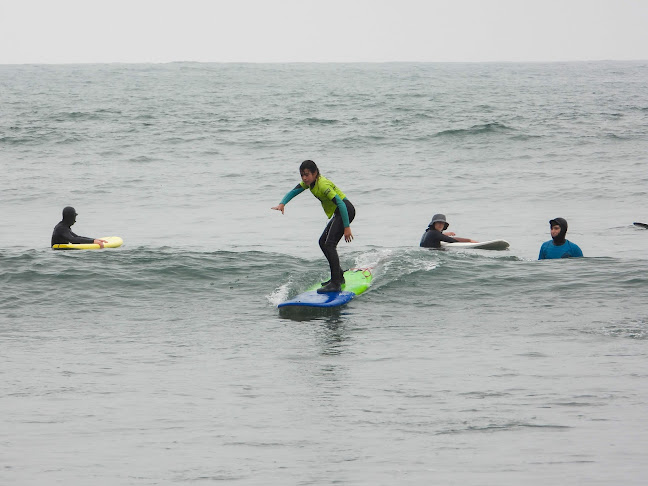 Opiniones de Escuela de Surf Salinas Experience en Papudo - Escuela