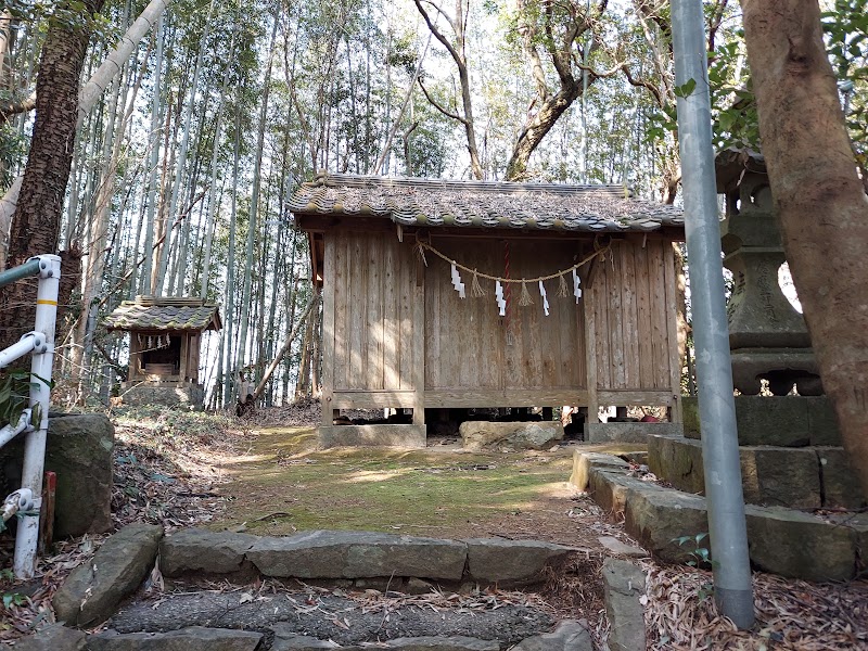 竈神社