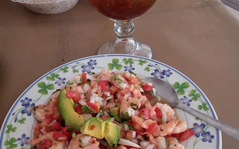 Ceviches Cocteles image