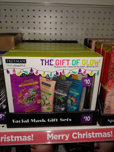 Discount Store «Dollar General», reviews and photos, 7005 Global Dr, Louisville, KY 40258, USA