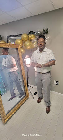 Reflective Moments Photo Booth - Photo 3 - Car repair in , Augusta