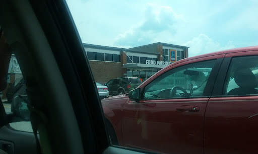 Supermarket «ALDI», reviews and photos, 3306 N Main St, High Point, NC 27265, USA