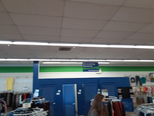 Thrift Store «Goodwill Store & Donation Center», reviews and photos, 4634 Broadway, Allentown, PA 18104, USA