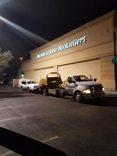 Book Store «Barnes & Noble», reviews and photos, 122 Brandon Town Center Dr, Brandon, FL 33511, USA