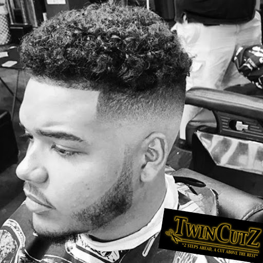 Barber Shop «TwinCutZ Barbershop», reviews and photos, 9390-3 6 Mile Cypress Pkwy, Fort Myers, FL 33966, USA