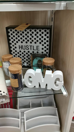 Home Goods Store «HomeGoods», reviews and photos, 7350 NE Butler St, Hillsboro, OR 97124, USA