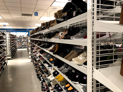 Clothing Store «Ross Dress for Less», reviews and photos, 19 Colma Blvd, Colma, CA 94014, USA