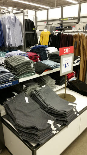 Clothing Store «Old Navy», reviews and photos, 868 N E Mall Blvd, Hurst, TX 76053, USA