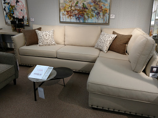 Furniture Store «Value City Furniture», reviews and photos, 800 Thruway Plaza Dr, Cheektowaga, NY 14225, USA