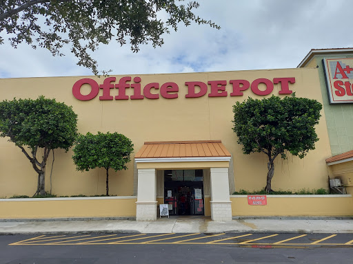 Office Supply Store «Office Depot», reviews and photos, 5301 W 20th Ave, Hialeah, FL 33012, USA