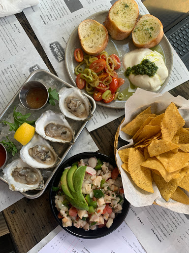 Pizza Restaurant «Market North End», reviews and photos, 474 N Old Woodward Ave, Birmingham, MI 48009, USA