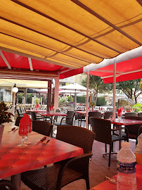 Atmosphère du Restaurant Le Monde des Grillades à Agde - n°15