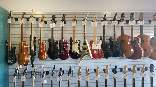 Pawn Shop «Pacific Beach Loan & Jewelry», reviews and photos, 1471 Garnet Ave, San Diego, CA 92109, USA