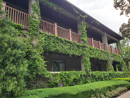 Bed & Breakfast «Lynfred Winery», reviews and photos, 15 S Roselle Rd, Roselle, IL 60172, USA