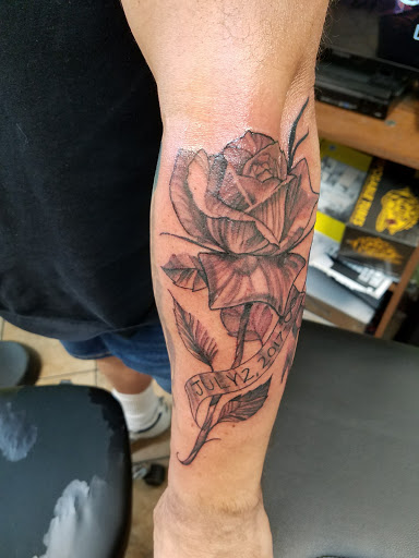 Tattoo Shop «Aces High Tattoo Shop», reviews and photos, 5946 Okeechobee Blvd, West Palm Beach, FL 33417, USA