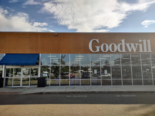 Thrift Store «Harrison Goodwill Store», reviews and photos, 1110 Harrison Ave, Harrison, OH 45030, USA