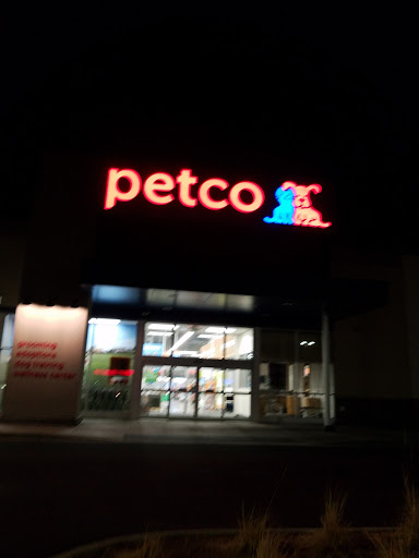 Pet Supply Store «Petco Animal Supplies», reviews and photos, 11633 Ulysses Ln NE #200, Blaine, MN 55434, USA