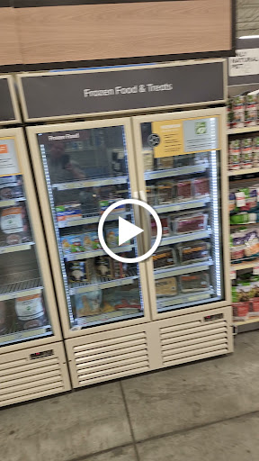 Pet Supply Store «PetSmart», reviews and photos, 6807 W Canal Dr, Kennewick, WA 99336, USA