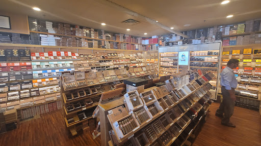 Tobacco Shop «Tobacco Grove», reviews and photos, 8069 Wedgewood Ln N, Maple Grove, MN 55369, USA