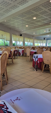 Atmosphère du Restaurant portugais Restaurant Pedra Alta à Moissy-Cramayel - n°18