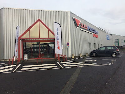 Autodistribution à Thiers