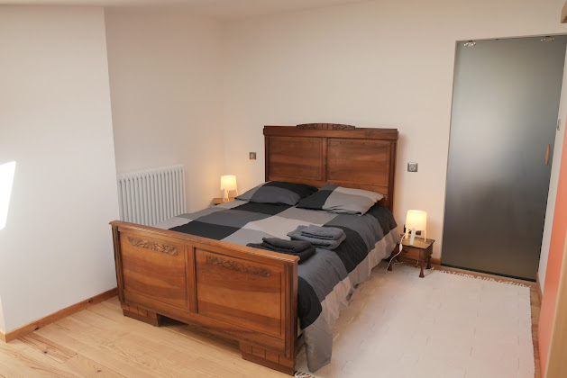 Lit Lodge Gîtes Aude avec piscine - La Cascade Aux Fées 11250 Saint-Hilaire