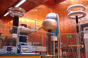 Universität Stuttgart Institut für Energieübertragung und Hochspannungstechnik (IEH)