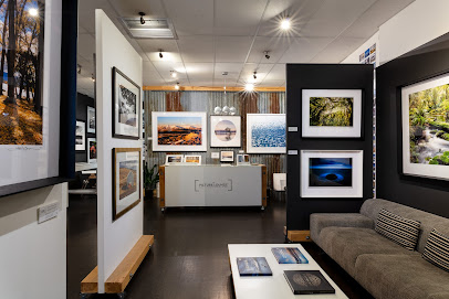 The Picture Lounge – New Zealand Photographers Gallery