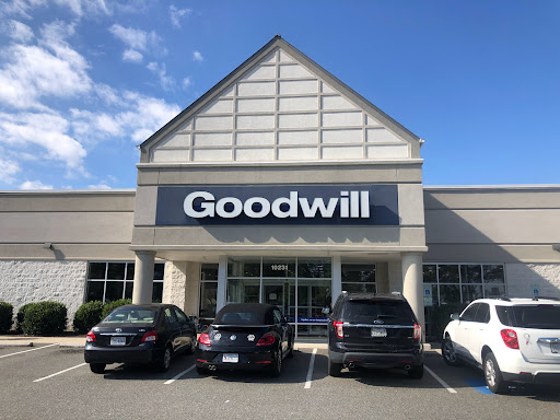 Thrift Store «Goodwill Virginia Center Retail Store», reviews and photos, 10231 Washington Hwy, Glen Allen, VA 23059, USA