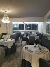 Atmosphère du Restaurant La Vague d'Or à La Seyne-sur-Mer - n°11