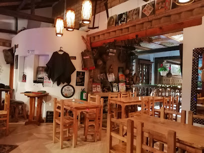 La Guaca Café Restaurante - Cra. 3 #4-49 a 4-1, Ráquira, Boyacá, Colombia