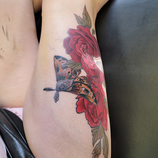 Tattoo Shop «Sacramento Tattoo and Piercing», reviews and photos, 2722 X St, Sacramento, CA 95818, USA