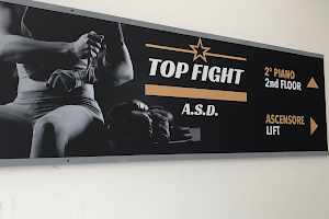 𝙏𝙊𝙋 𝙁𝙄𝙂𝙃𝙏 𝙋𝙄𝙎𝙏𝙊𝙄𝘼 - Sport Da Combattimento, Fitness e Salute, Specialisti in Muay Thai, Boxe, MMA image