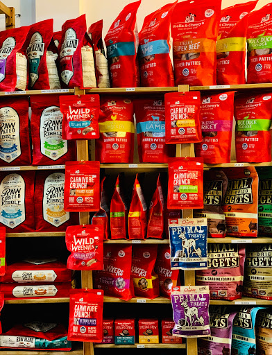 Pet Supply Store «Sprocket & Stone», reviews and photos, 1013 E 53rd St, Chicago, IL 60615, USA