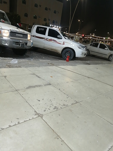 لمسات الخرج لزينة السيارات 