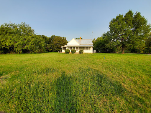 Cedar Hill State Park