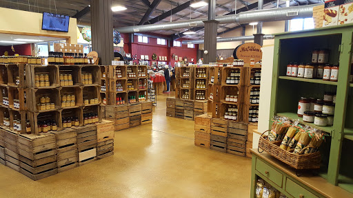 Gourmet Grocery Store «Blue Goose Fruit Market & Bakery», reviews and photos, 557 E Main St, Hancock, MD 21750, USA