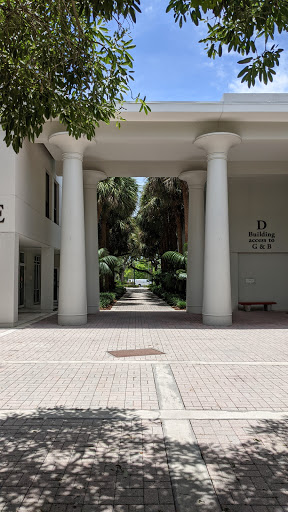 Book Store «University of Miami Bookstore», reviews and photos, 1306 Stanford Dr, Coral Gables, FL 33146, USA