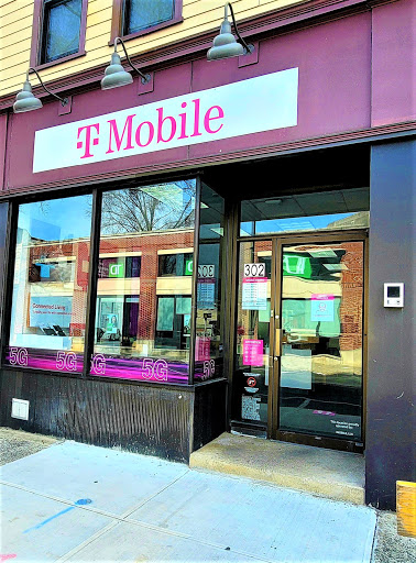 Cell Phone Store «Sprint Store», reviews and photos, 302 Fifth Ave, Pelham, NY 10803, USA