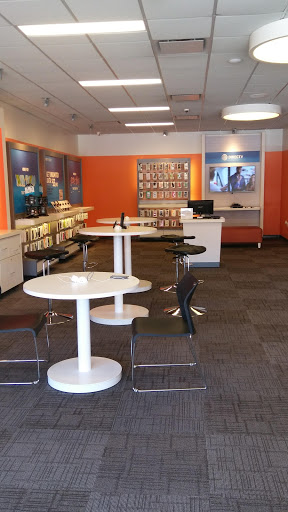 Cell Phone Store «AT&T Authorized Retailer», reviews and photos, 35354 E Michigan Ave, Wayne, MI 48184, USA