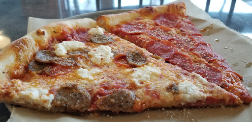 Pizza Delivery «Pagliacci Pizza», reviews and photos, 6504 Bothell Way NE, Kenmore, WA 98028, USA