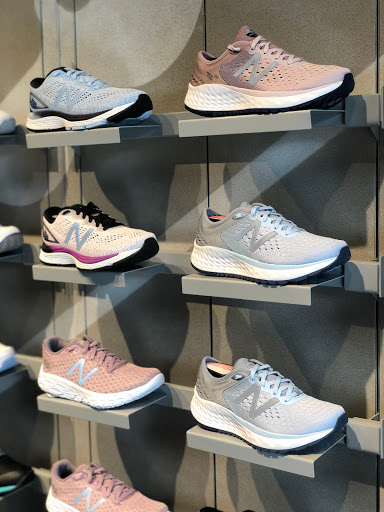 Shoe Store «New Balance», reviews and photos, 128 Main St, New Canaan, CT 06840, USA