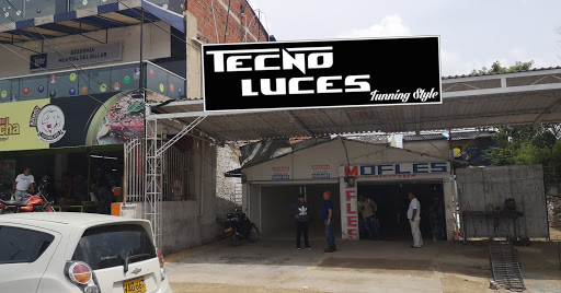 Tecno luces by luis bravo